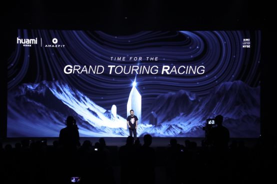 圖片包含 室內, 監視器, 電視, 屏幕
描述已自動生成